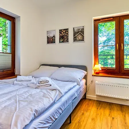 A1 Z Basenem I - 5d 아파트 스클라르스카포렘바